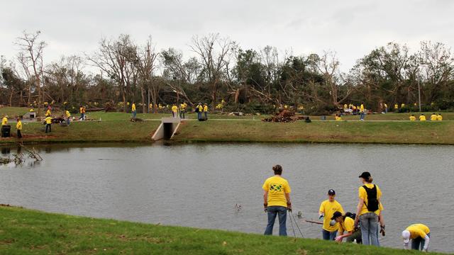 Moore Okla park